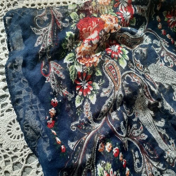 Flowy sheer top/cover-up - Picture 5 of 5